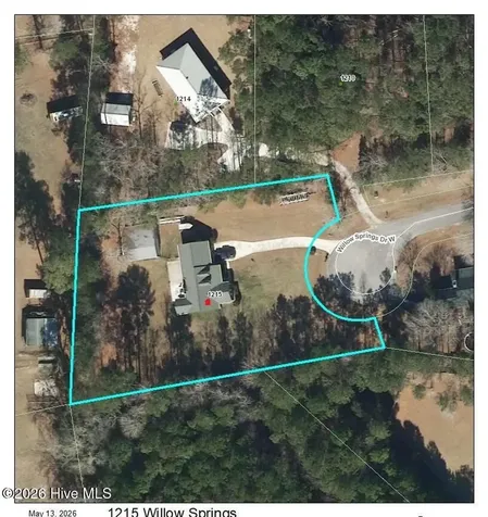 1215 Willow Springs Drive W Richlands NC 28574