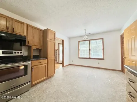 1215 Willow Springs Drive W Richlands NC 28574