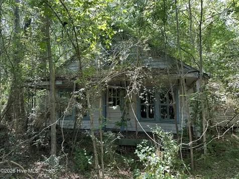 2717 Old Us Highway 64 Jamesville NC 27846