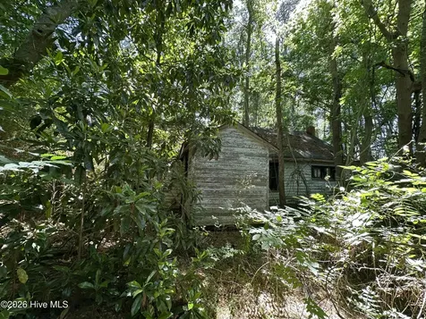 2717 Old Us Highway 64 Jamesville NC 27846