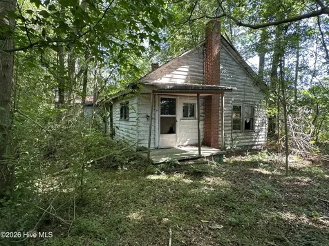 2717 Old Us Highway 64 Jamesville NC 27846