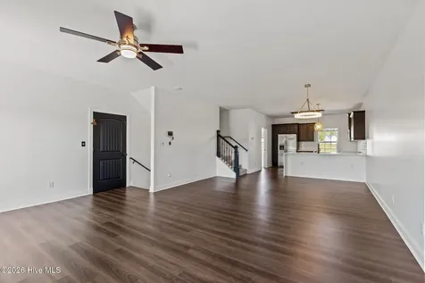 400 Garland Shores Drive Hubert NC 28539