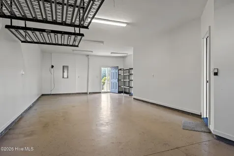 400 Garland Shores Drive Hubert NC 28539