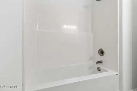 305 W Cypress Street Elizabeth City NC 27909