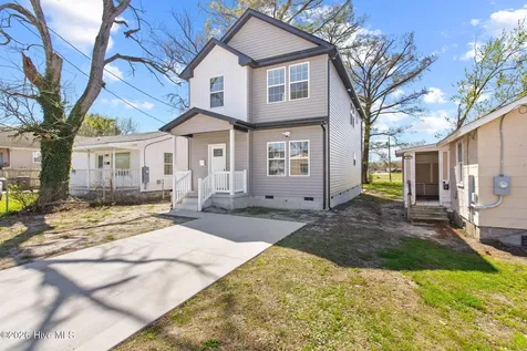 305 W Cypress Street Elizabeth City NC 27909