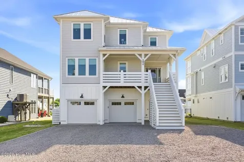 9059 W 9th Street Surf City NC 28445