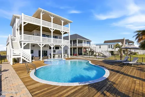 9059 W 9th Street Surf City NC 28445