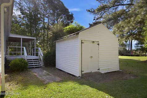 1196 Dogwood Ridge Drive Winterville NC 28590