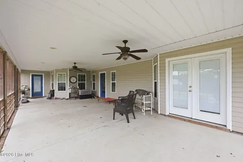 803 Canvas Court Swansboro NC 28584