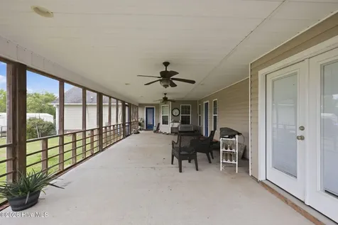 803 Canvas Court Swansboro NC 28584