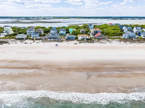 2704 S Shore Drive Surf City NC 28445