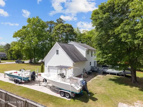 116 Mandy Lane Hubert NC 28539