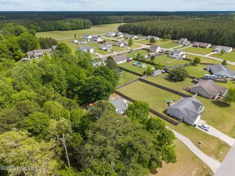 116 Mandy Lane Hubert NC 28539