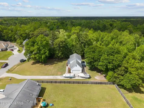 116 Mandy Lane Hubert NC 28539
