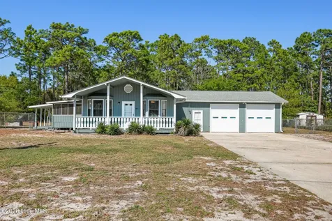 1021 Filmore Street Southport NC 28461
