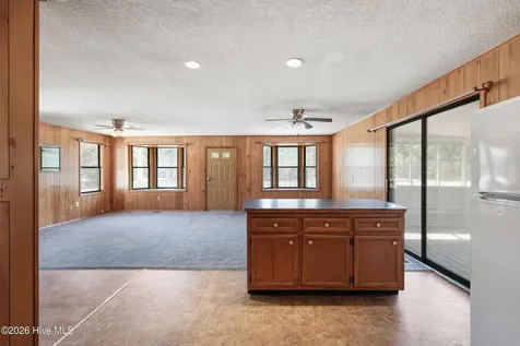 1021 Filmore Street Southport NC 28461
