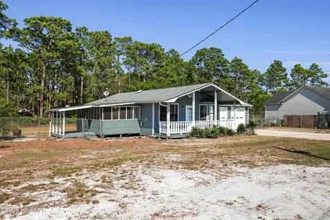 1021 Filmore Street Southport NC 28461