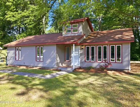 118 Fletcher Place Greenville NC 27858
