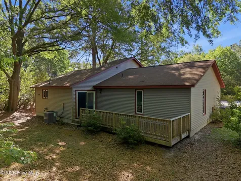118 Fletcher Place Greenville NC 27858