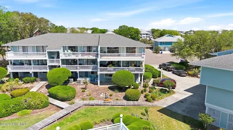105 Teakwood Drive Carolina Beach NC 28428