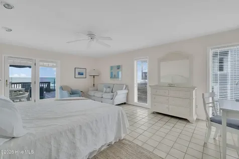 6605 Ocean Drive Emerald Isle NC 28594