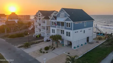 32 Porpoise Place North Topsail Beach NC 28460
