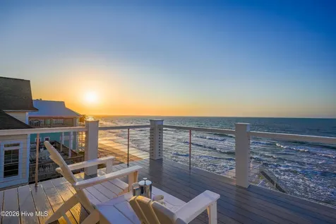 32 Porpoise Place North Topsail Beach NC 28460