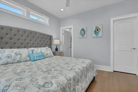 32 Porpoise Place North Topsail Beach NC 28460