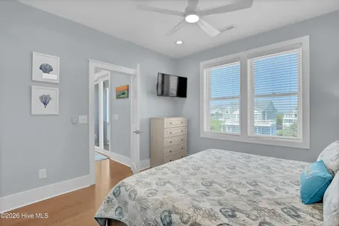 32 Porpoise Place North Topsail Beach NC 28460