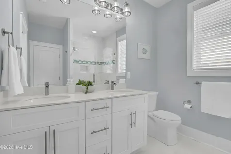 32 Porpoise Place North Topsail Beach NC 28460