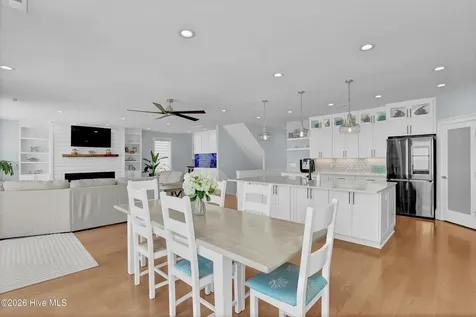 32 Porpoise Place North Topsail Beach NC 28460