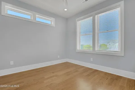 32 Porpoise Place North Topsail Beach NC 28460