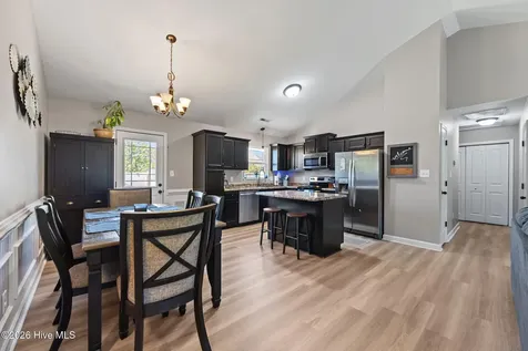 221 Breakwater Drive Sneads Ferry NC 28460