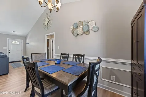 221 Breakwater Drive Sneads Ferry NC 28460