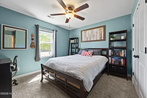 221 Breakwater Drive Sneads Ferry NC 28460