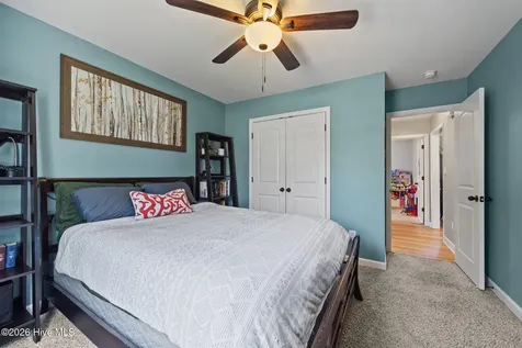 221 Breakwater Drive Sneads Ferry NC 28460