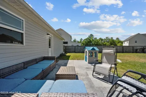 221 Breakwater Drive Sneads Ferry NC 28460