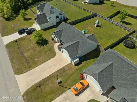 221 Breakwater Drive Sneads Ferry NC 28460
