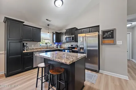 221 Breakwater Drive Sneads Ferry NC 28460