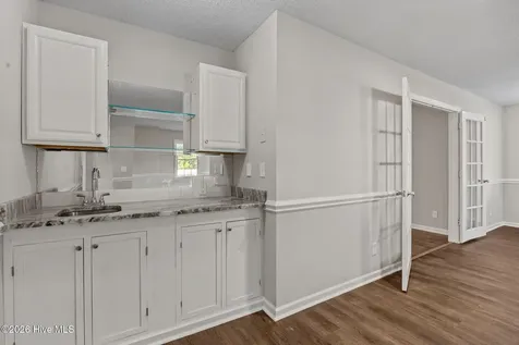 113 Stuart Avenue Lake Waccamaw NC 28450