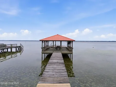 113 Stuart Avenue Lake Waccamaw NC 28450