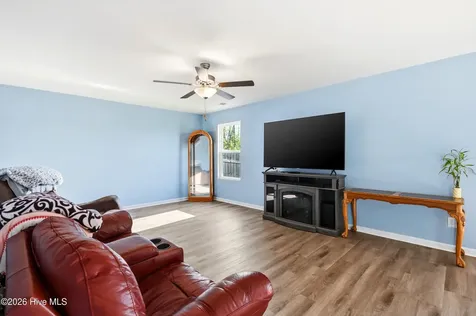 697 Poppleton Drive Hampstead NC 28443