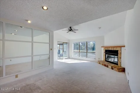 7503 Windward Drive New Bern NC 28560