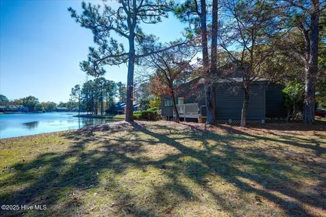 7503 Windward Drive New Bern NC 28560