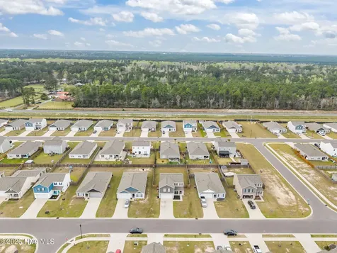 2165 Emerald Avenue Castle Hayne NC 28429