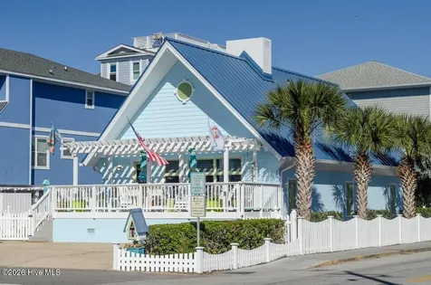2 W Henderson Street Wrightsville Beach NC 28480