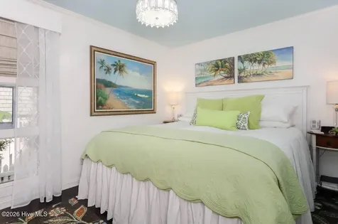 2 W Henderson Street Wrightsville Beach NC 28480