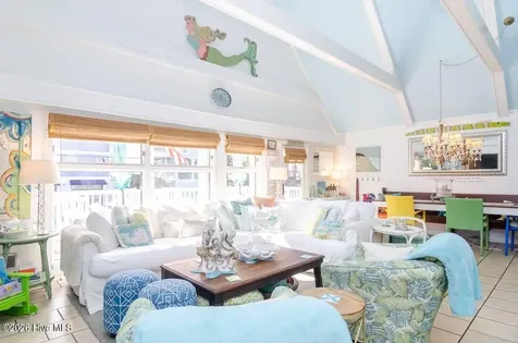 2 W Henderson Street Wrightsville Beach NC 28480
