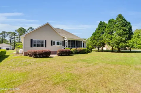 1318 Mona Passage Court New Bern NC 28560