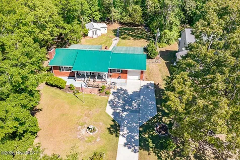 3 Hiawatha Lane Havelock NC 28532